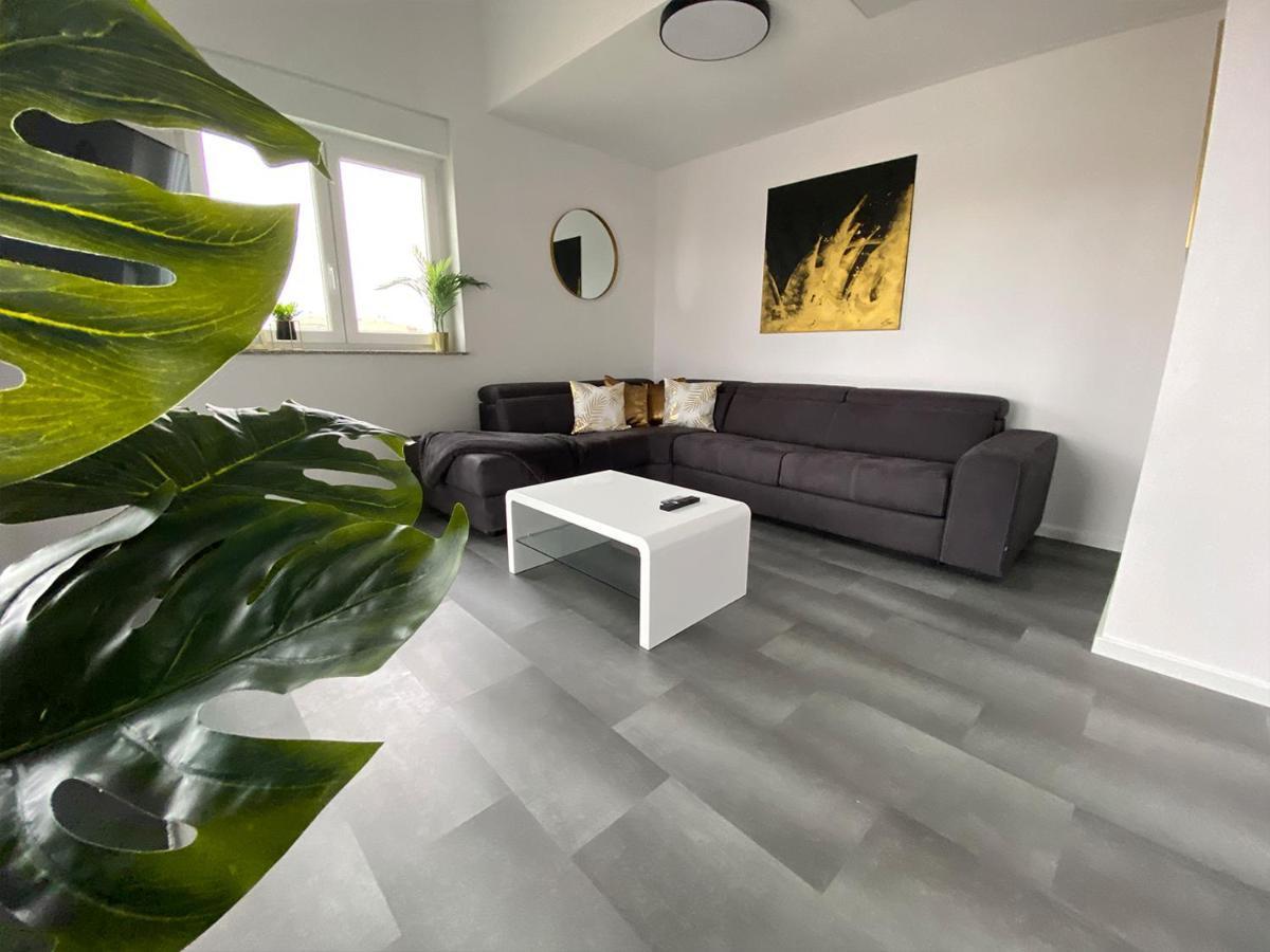Apartments Bora Liznjan Bagian luar foto