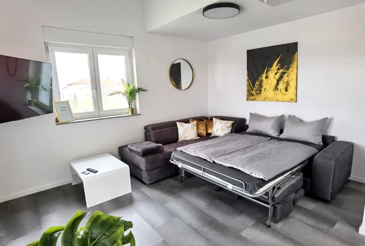 Apartments Bora Liznjan Bagian luar foto