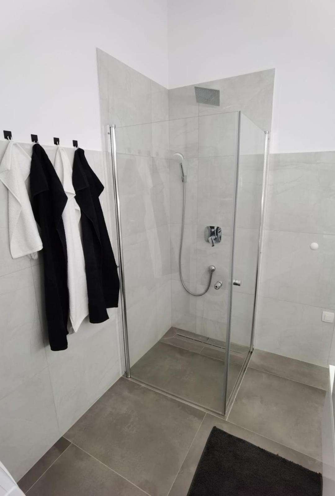 Apartments Bora Liznjan Bagian luar foto